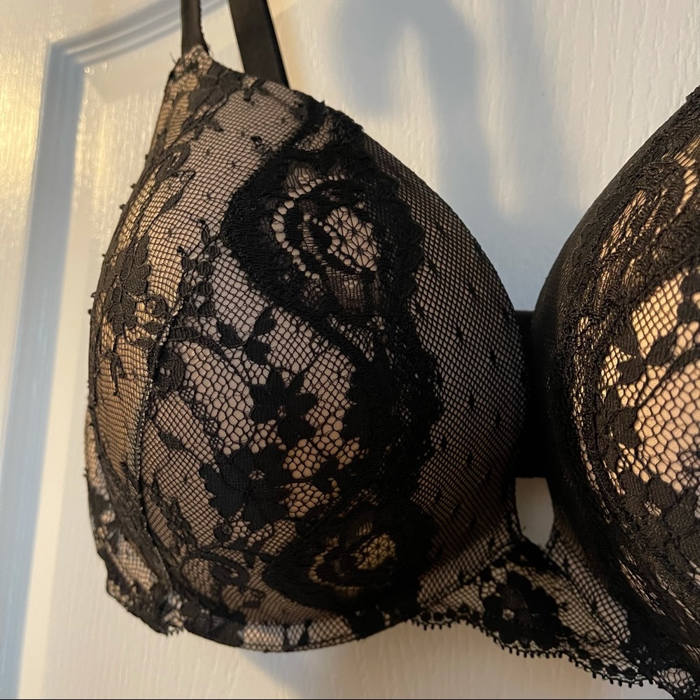 Victoria’s Secret Bra - Picture 3 of 7